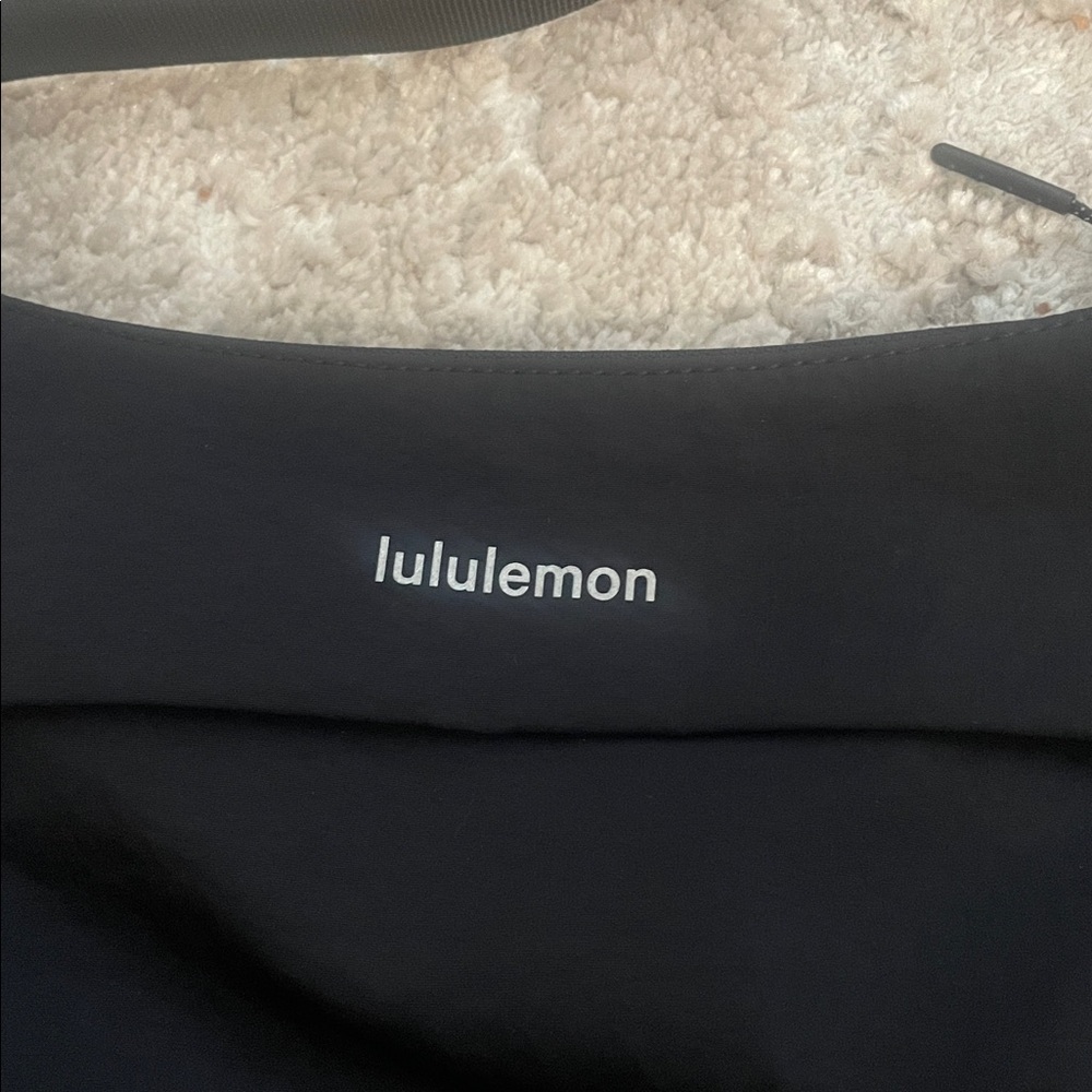 Lululemon Crossbody - Picture 2 of 4